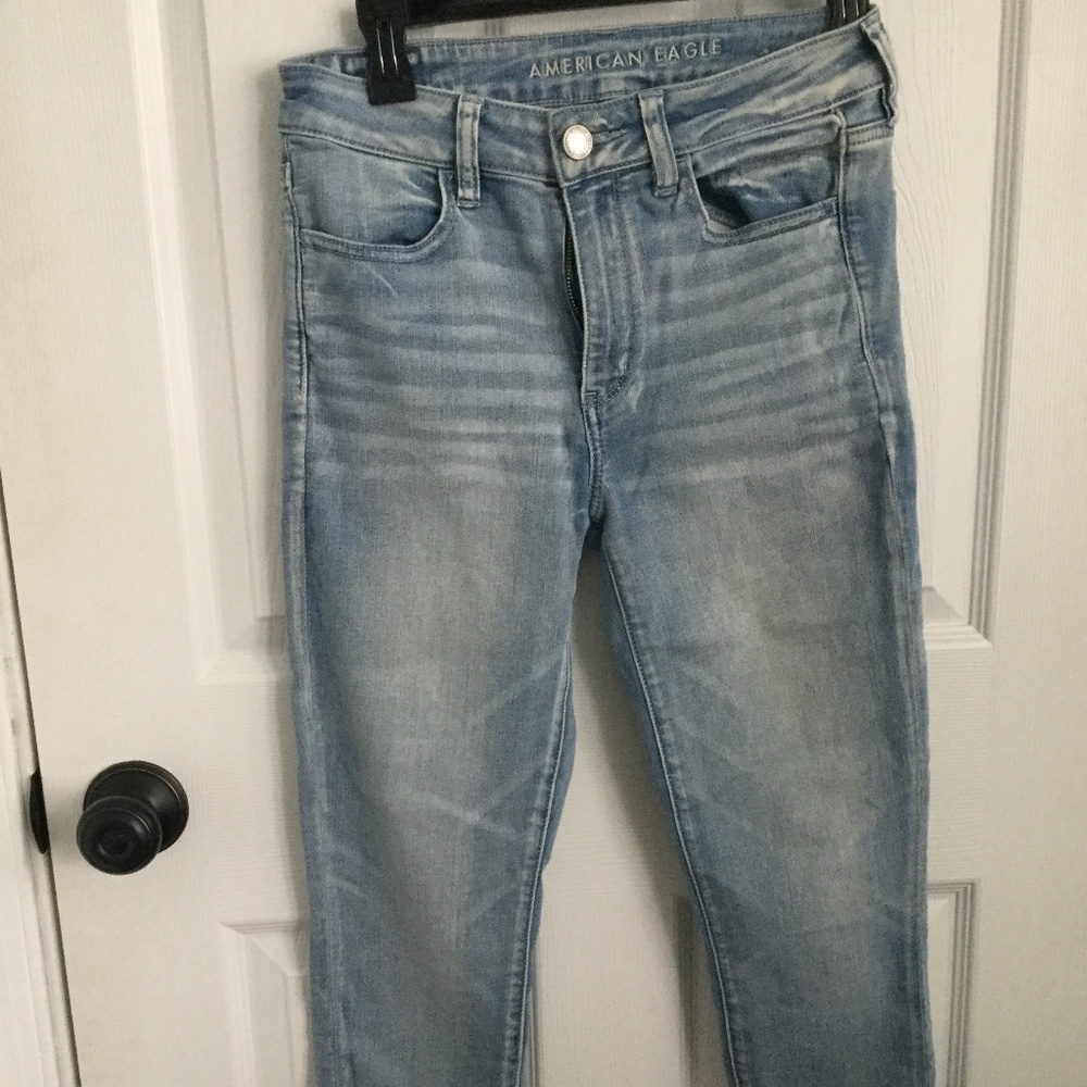 American Eagle size 6 short stretch jeans